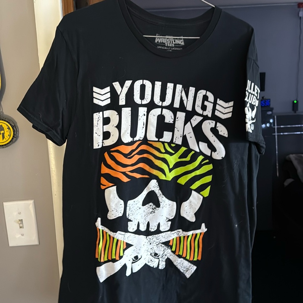 AEW YOUNG BUCKS BULLET CLUB TSHIRT - SIZE LARGE